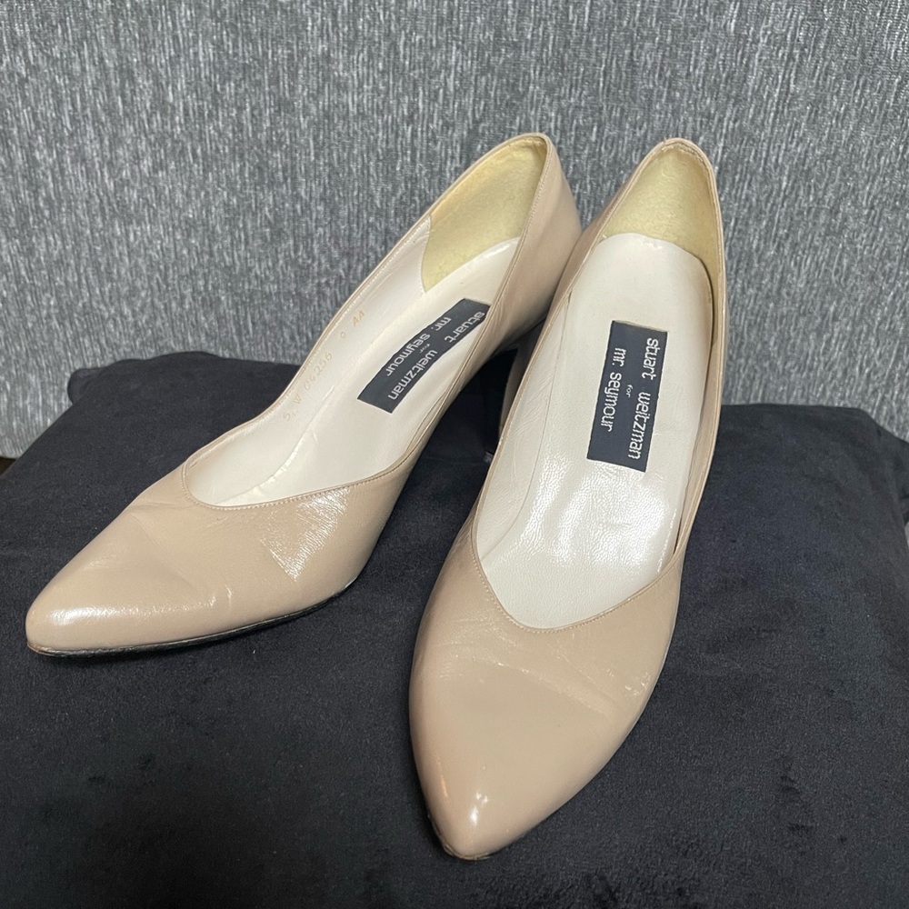Stuart Weitzman for Mr. Seymour Nude Tan Leather Pumps